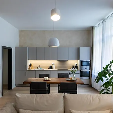 Апартаменты Sting Old Town Острава