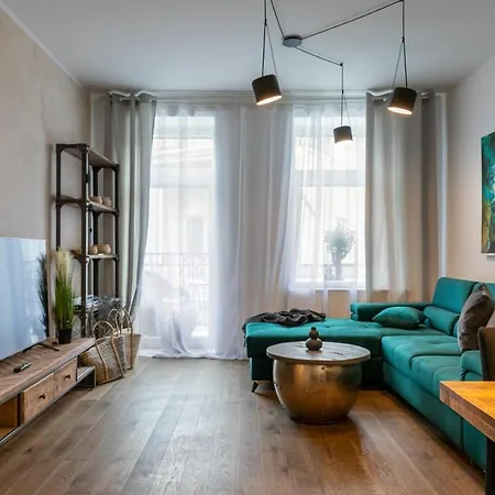 Апартаменты Sting Old Town *