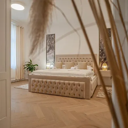 Апартаменты Sting Old Town Острава