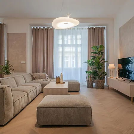 Апартаменты Sting Old Town Острава