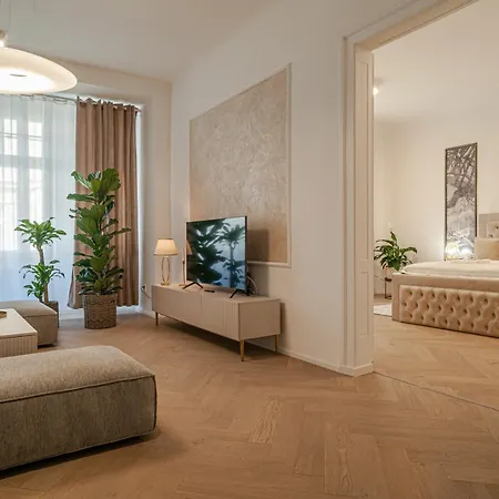 Sting Old Town Острава