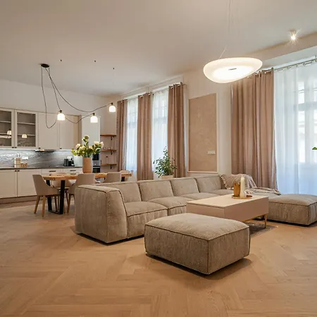 Апартаменты Sting Old Town *