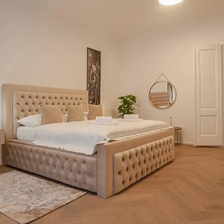 Sting Old Town Острава