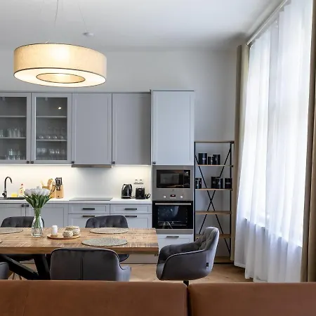 Sting Old Town Острава